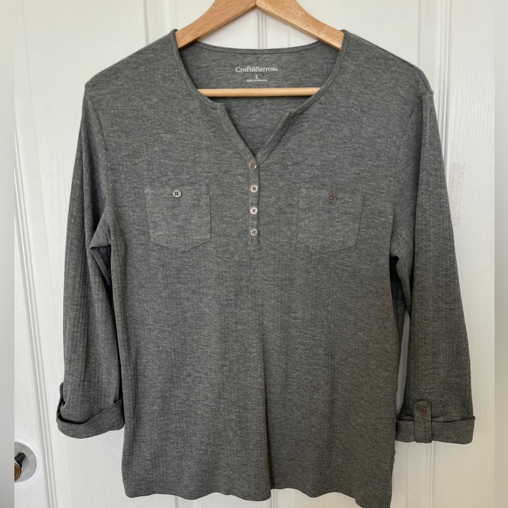 Crofs & Barrow Women's Gray Ribbed Top - L